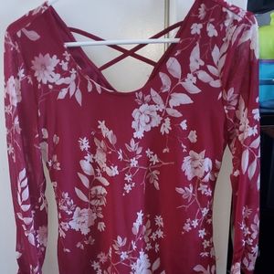 Burgundy long sleeve shirt !